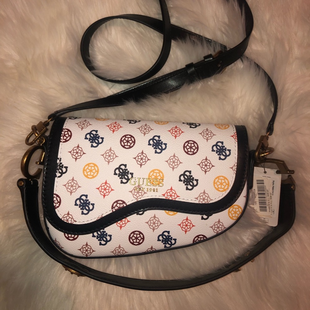 Guess purse